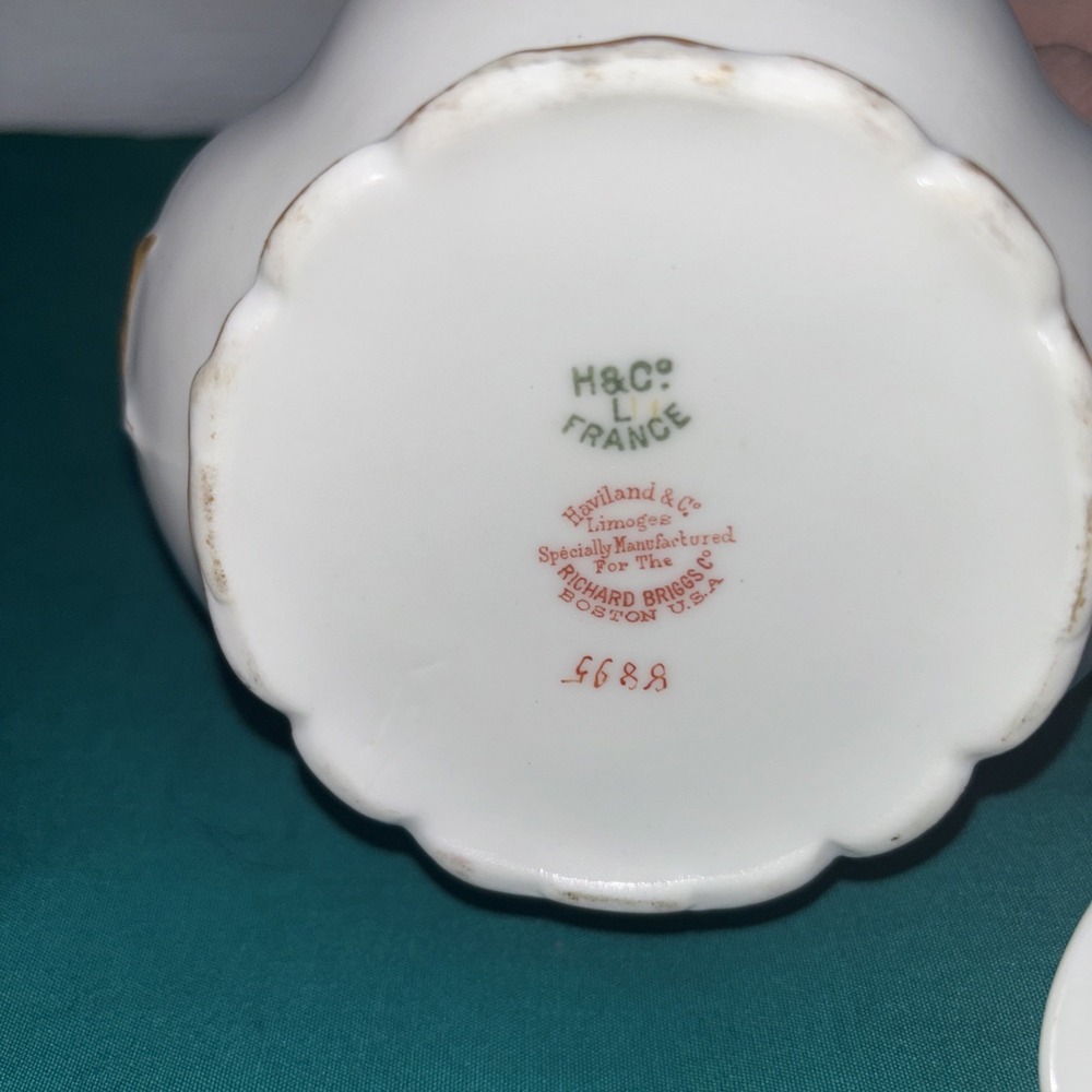 Antique Haviland & Co R. Briggs Co Limoges France Creamer (Cracked) & Sugar Dish - Picture 3 of 8